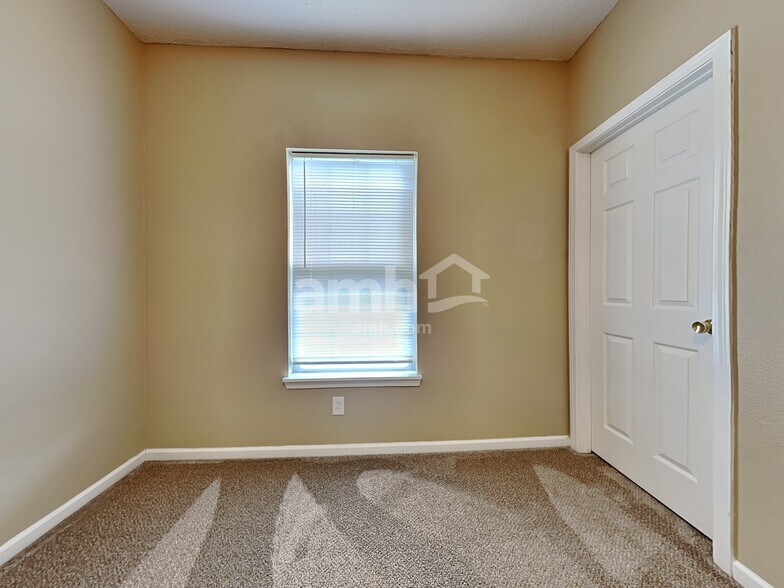 Building Photo - 1472 Egret Ln