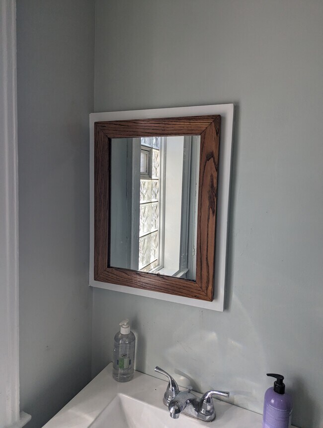 Medicine Cabinet - 2842 Ewald Cir