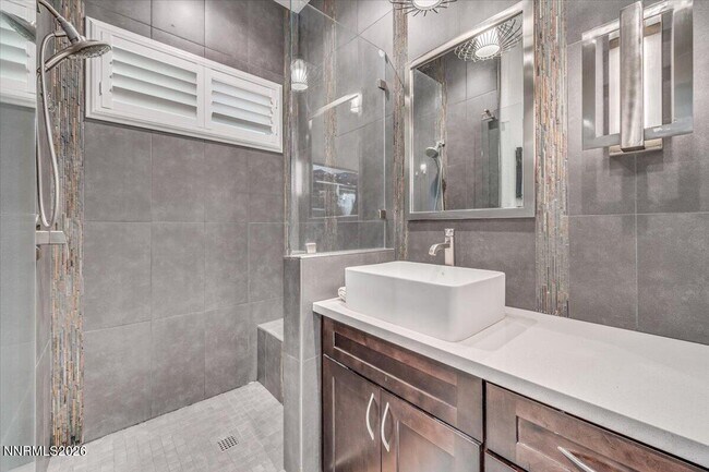Building Photo - 10562 Thistle Berry Ct