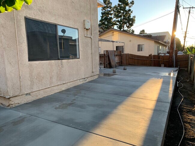 Building Photo - 7751 Newman Ave