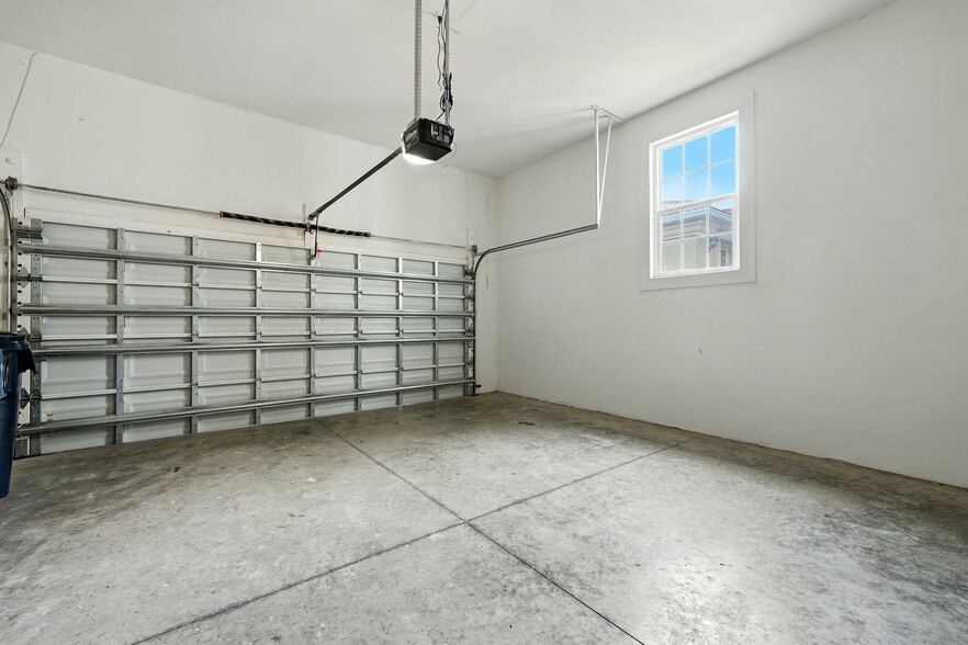 Building Photo - 4898 Belle Vue Breeze Loop
