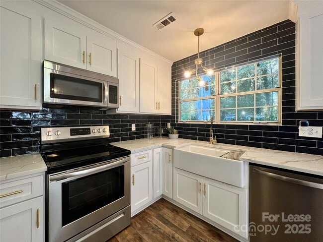 Building Photo - 12318 Delcorte Ln