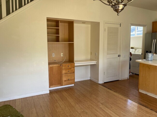 Building Photo - Ewa Gentry Large 2 story - 4 bedrooms, 3 b...