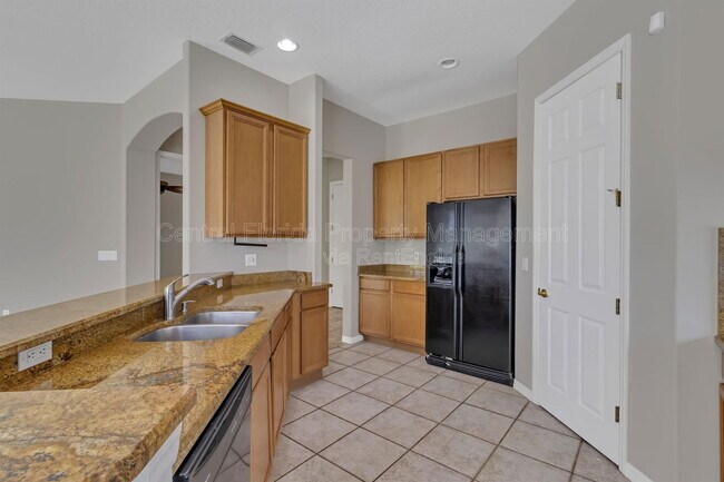 Building Photo - 8522 St Marino Blvd