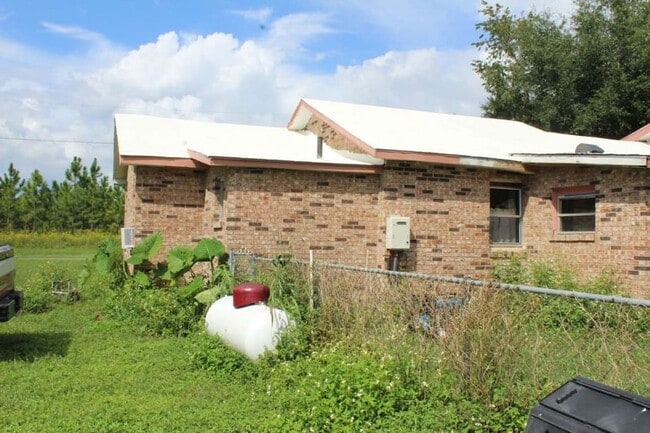 Building Photo - 6839 Co Rd 14