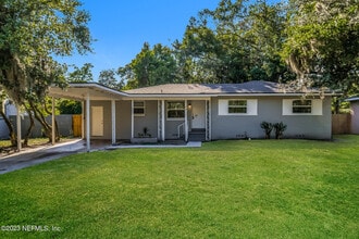 Building Photo - 5742 Norde Dr W