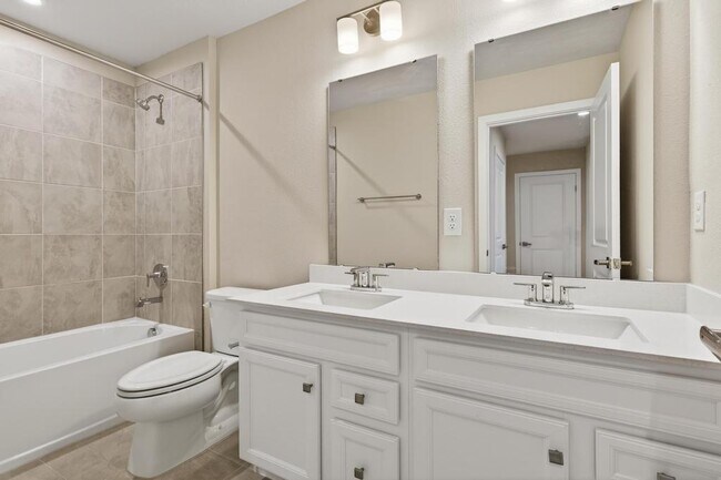Building Photo - 20 Sabal Ct
