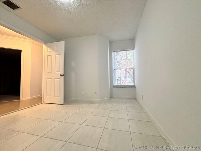 Building Photo - 2990 NW 68th Ave