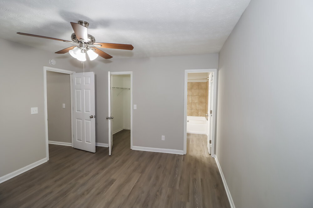 Building Photo - 643 Tarragon Wy SW
