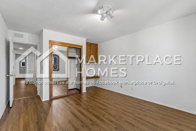 Building Photo - 2155 N Rio De Flag Dr