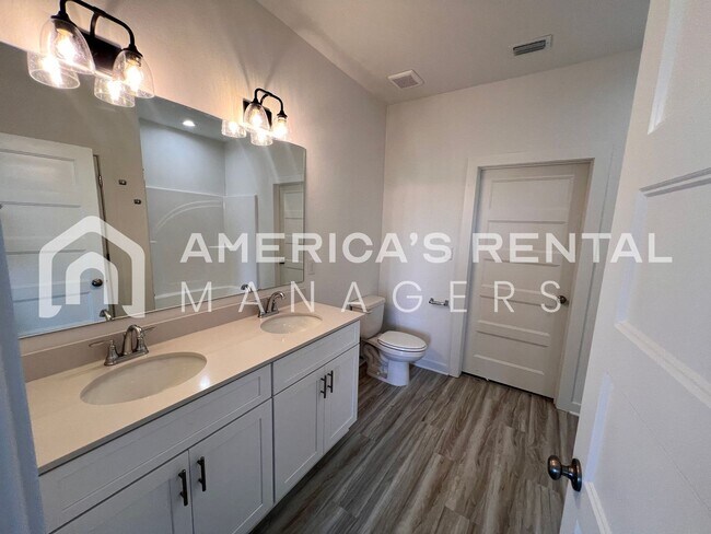 Building Photo - 21567 Tawny Lp