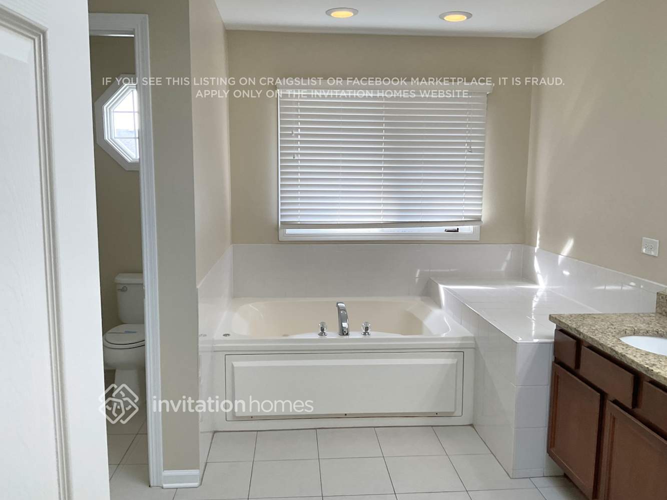 Building Photo - 18160 Goesel Dr