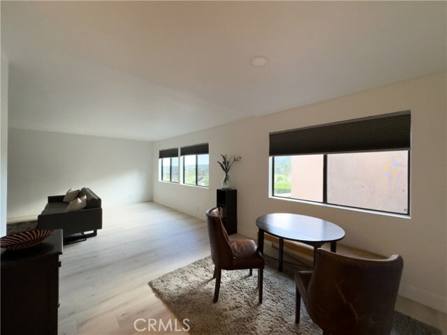 Building Photo - 2110 Palos Verdes Dr N