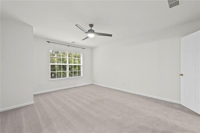 Building Photo - 5662 Lawley Rd