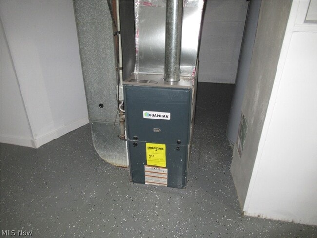 Building Photo - 1811 E 298th St