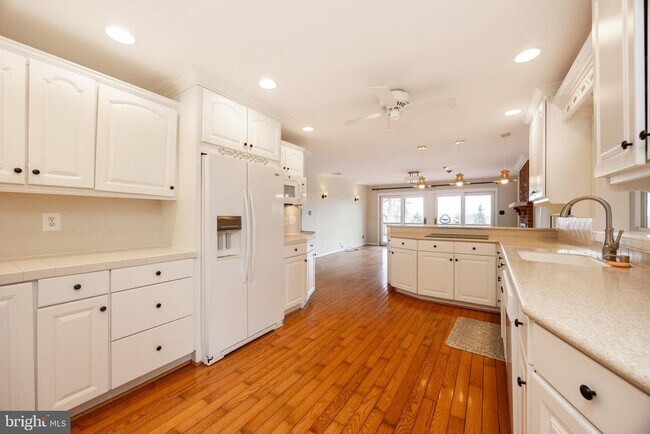 Building Photo - 1104 Tinker Hill Ln