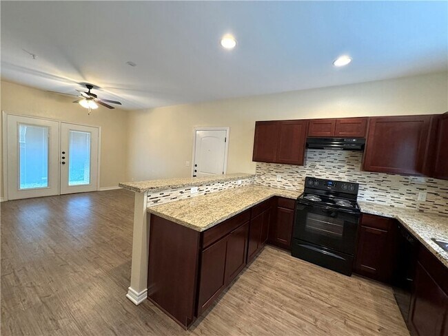 Building Photo - 1915 Dartmouth St