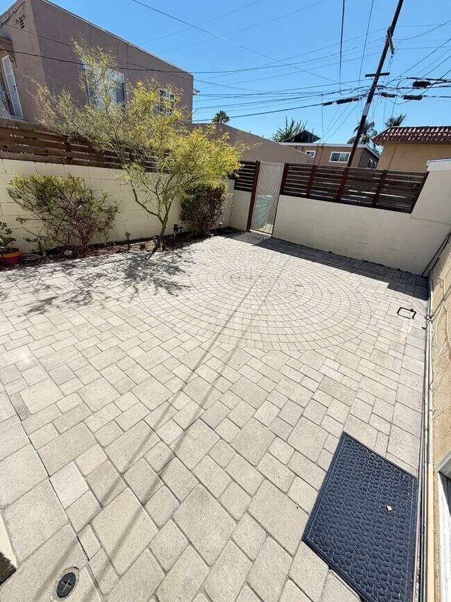 Building Photo - Big House. Prime Location. Normal Heights Lifestyle.