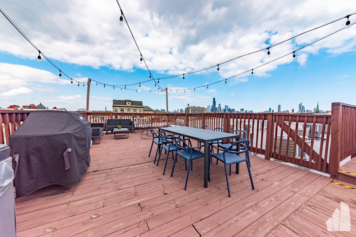 Building Photo - 1816 S Bishop St