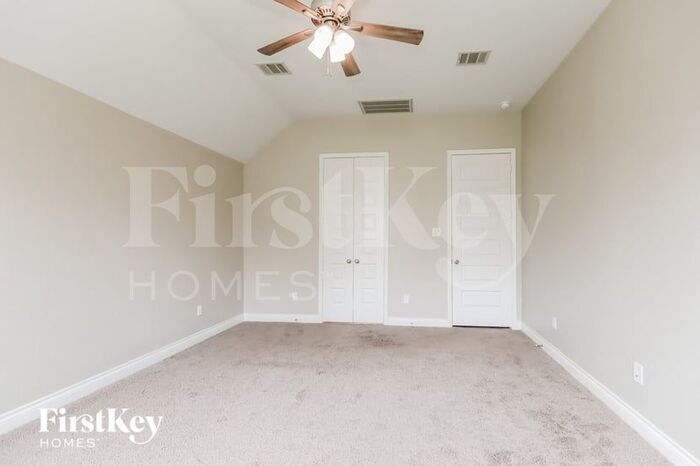 Building Photo - 3306 Skylark Valley Trace