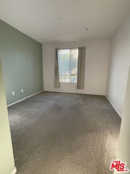 Building Photo - 100 S Alameda St