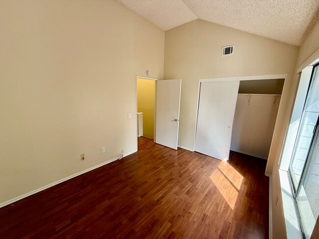 Building Photo - Central Camarillo Condo now Available