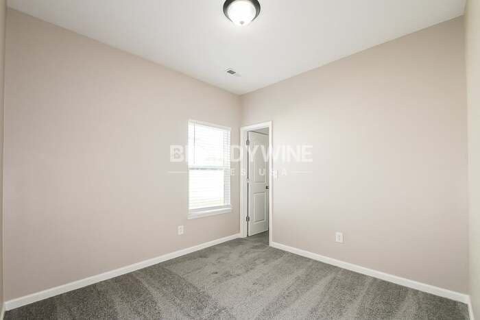 Building Photo - 1406 Graybark St