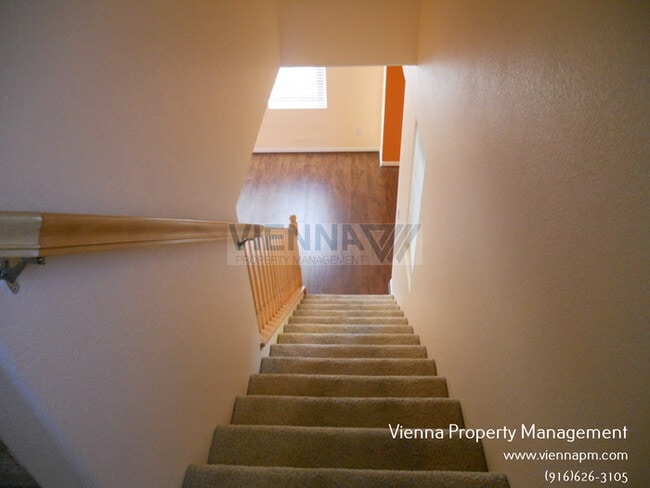 Building Photo - Cute Home for Rent in Roseville!