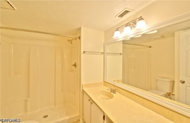Building Photo - 2385 Naples Trace Cir