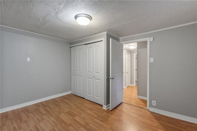 Building Photo - 562 Patillo Rd