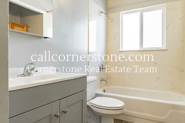 Building Photo - 3330 Calaveras Way
