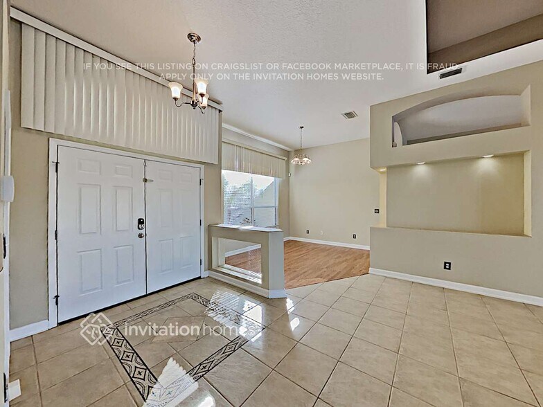 Building Photo - 1735 Creekwater Blvd