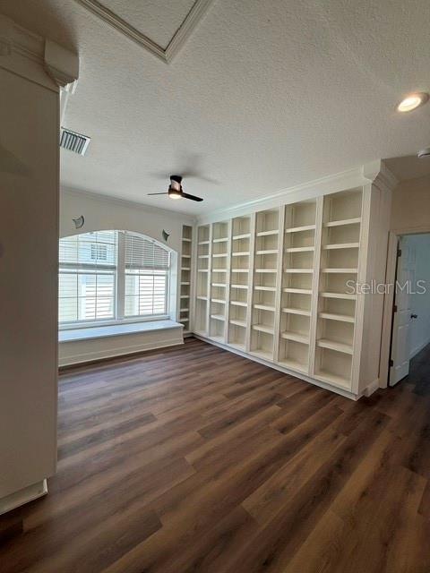 Building Photo - 912 Waterside Dr