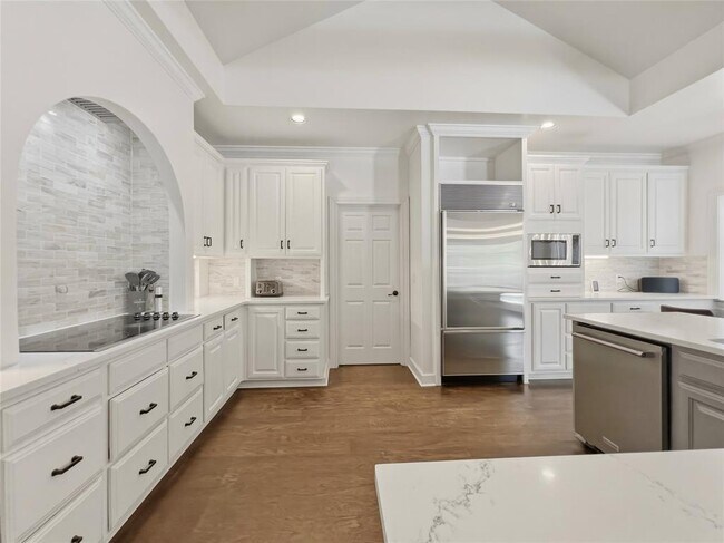 Building Photo - 6 Candleleaf Ct