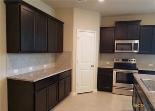 Building Photo - 2037 Flintshire Dr