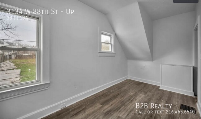 Building Photo - 3134 W 88th St