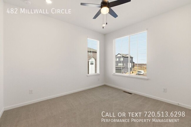 Building Photo - 482 Millwall Cir