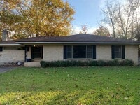 Building Photo - UPDATED HOME IN GREENACRES PLACE (North Bossier)