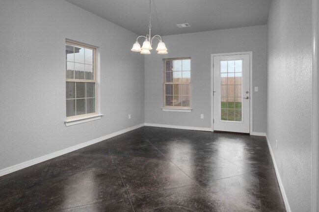 Building Photo - 6703 Star Ln