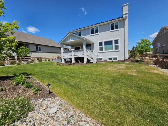 Building Photo - $4375 - 5BR/4BA Beautiful Dog Friendly Hom...