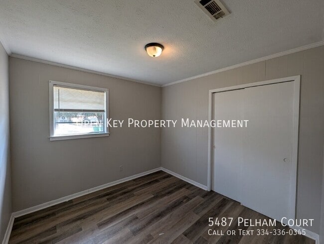 Building Photo - 5487 Pelham Ct