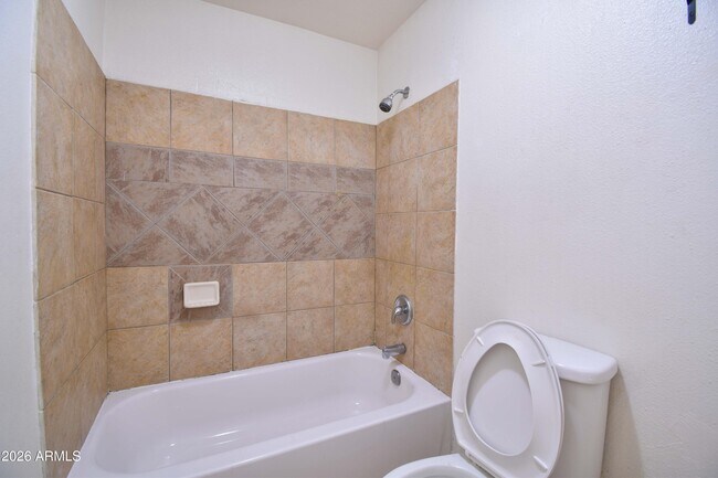 Building Photo - 3120 N 67th Ln