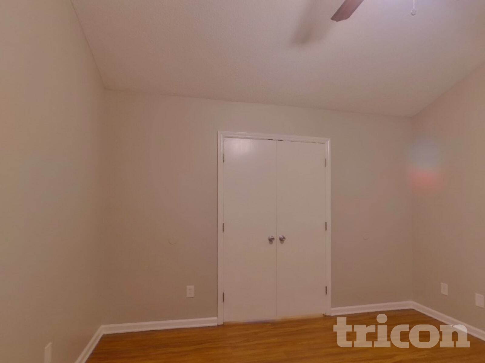 Building Photo - 8523 Lockerbie Ln