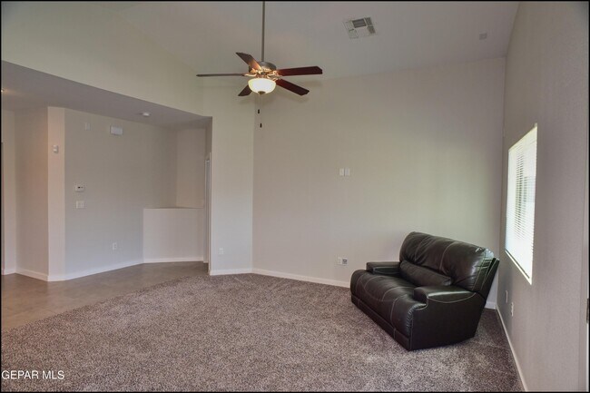 Building Photo - 6980 White Mesquite Wy