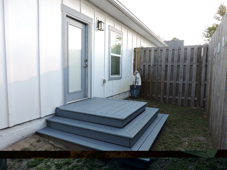 Building Photo - 12610 Erin Lea Ln