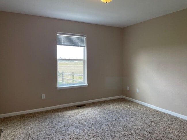 Building Photo - 6960 Whistler Dr