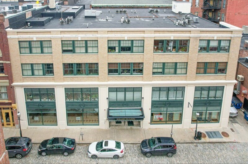Building Photo - 33 Middle St