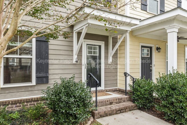 Building Photo - 611 Vero Street