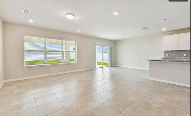 Building Photo - 11225 Sycamore Glen Loop