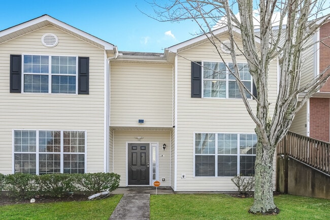 Building Photo - 180 Odyssey Turn NW